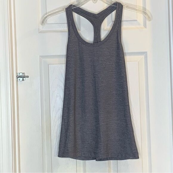 Lululemon Gray Racerback Tank Size 6 Relaxed Fit - Picture 3 of 7